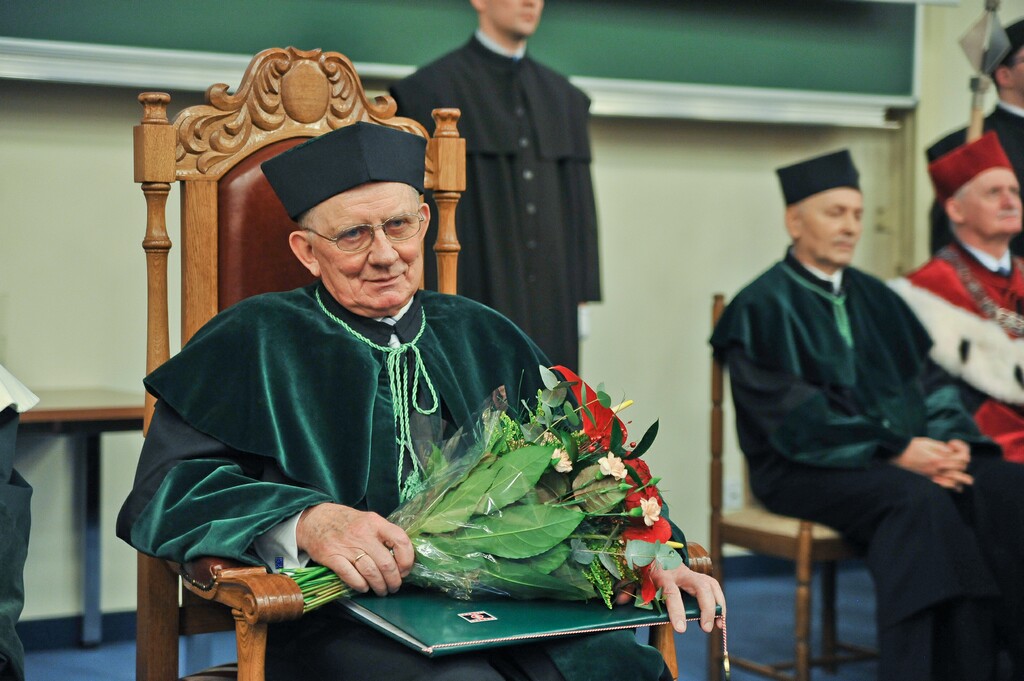 Nadanie tytułu doktora honoris causa prof. dr hab. inż. Kazimierzowi Fladze, dr h.c.