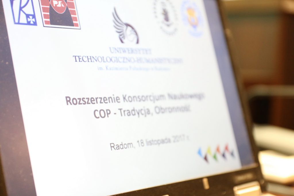 Prezentacja o rozszerzeniu konsorcjum naukowego COP - Tradycja, Obronność. Uniwersytet Technologiczno-Humanistyczny.
