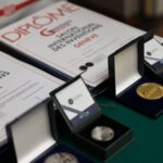 Studenci-wynalazcy nagrodzeni medalami podczas wystawy IWIS 2022
