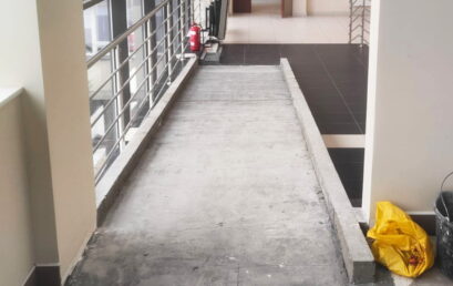 Informacja o remoncie podjazdu do CENWISU