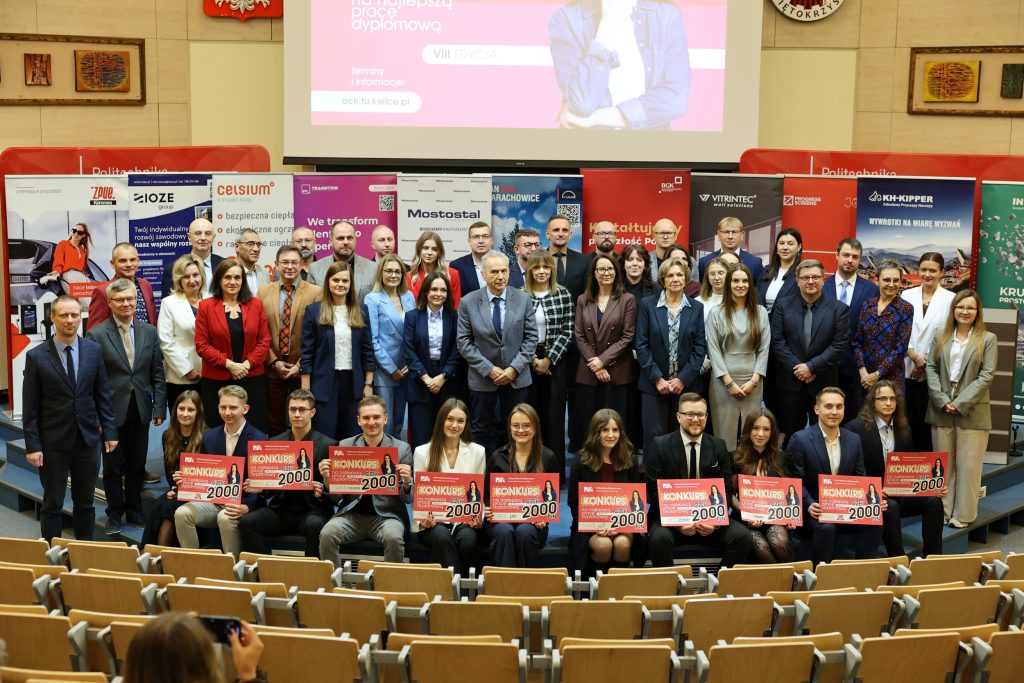 Politechnika Świętokrzyska wyróżnia swoich absolwentów