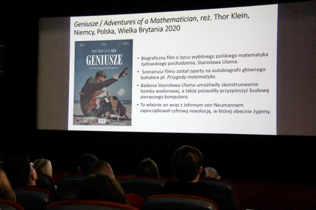 Plakat filmu "Geniusze" o matematykach, reż. Thor Klein. Kontekst: pokaz filmu.