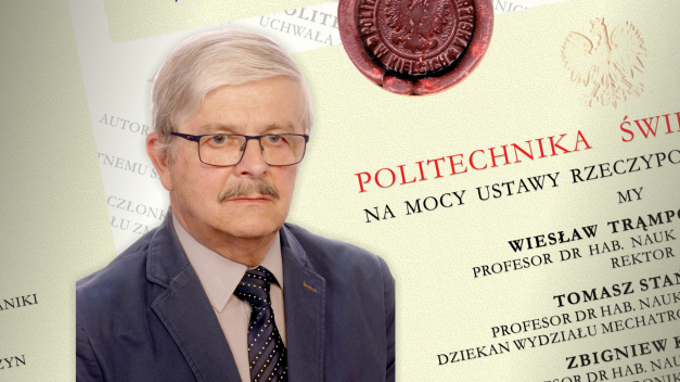 Mężczyzna w okularach na tle dokumentu z pieczęcią i orłem. Dokument zawiera napisy "POLITECHNIKA", "ŚWI", "profesor dr hab.