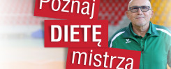 Starszy mężczyzna w zielonej kurtce sportowej, okulary. Napisy: "Poznaj DIETĘ mistrza". Kontekst: sportowy.