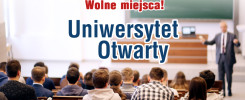 Wolne miejsca! Uniwersytet Otwarty. Sala wykładowa z wykładowcą i studentami.